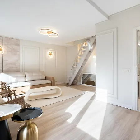 Loft In Piata Romana Apartmán Bukurešť